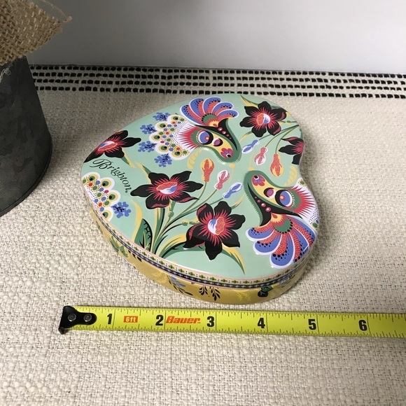 Brighton Heart Shaped Tin - Picture 4 of 7